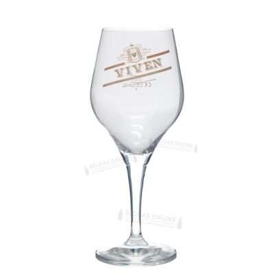 Copa Viven alta de cristal de 33 cl tipo cáliz sobre pie con el escudo de la cervecería grabado en dorado